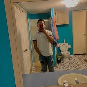 Meet your Posher, Diego